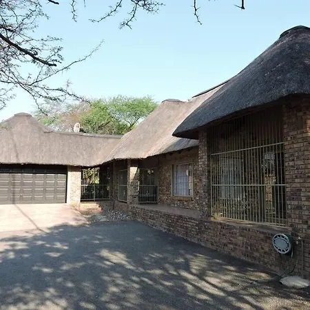 Collin'S Rest Villa Marloth Park Exterior photo