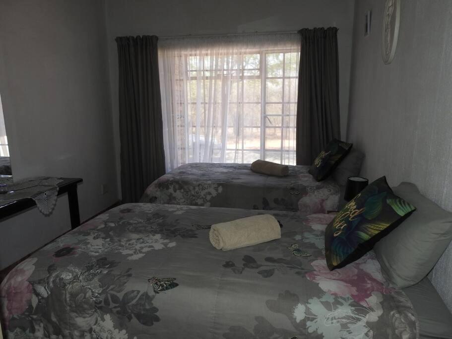 Collin's Rest * Marloth Park