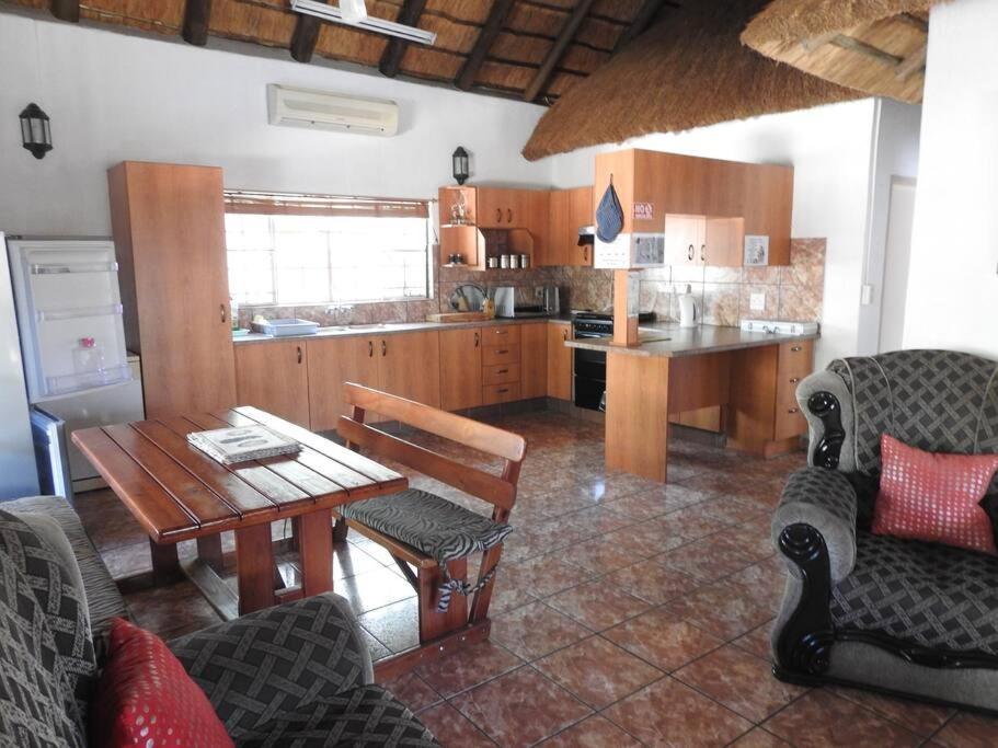 Holiday home Collin's Rest *